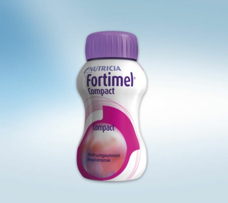 Fortimel Compact Waldfruchtgeschmack_125ml in weißer Trinkflasche